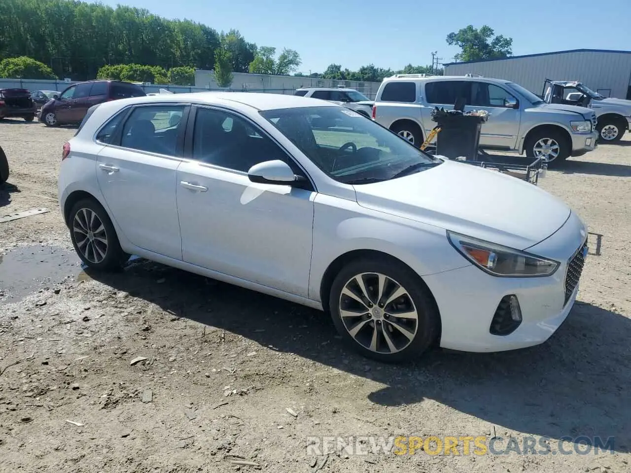 5 fotografías del automóvil dañado KMHH35LE0KU089851 HYUNDAI ELANTRA 2019