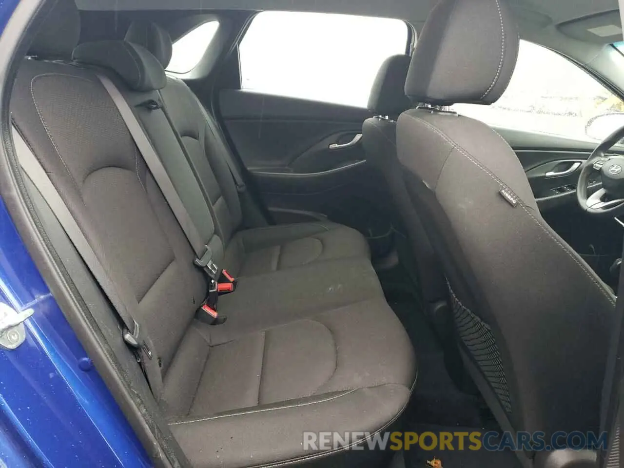 10 fotografías del automóvil dañado KMHH35LE3KU096972 HYUNDAI ELANTRA 2019