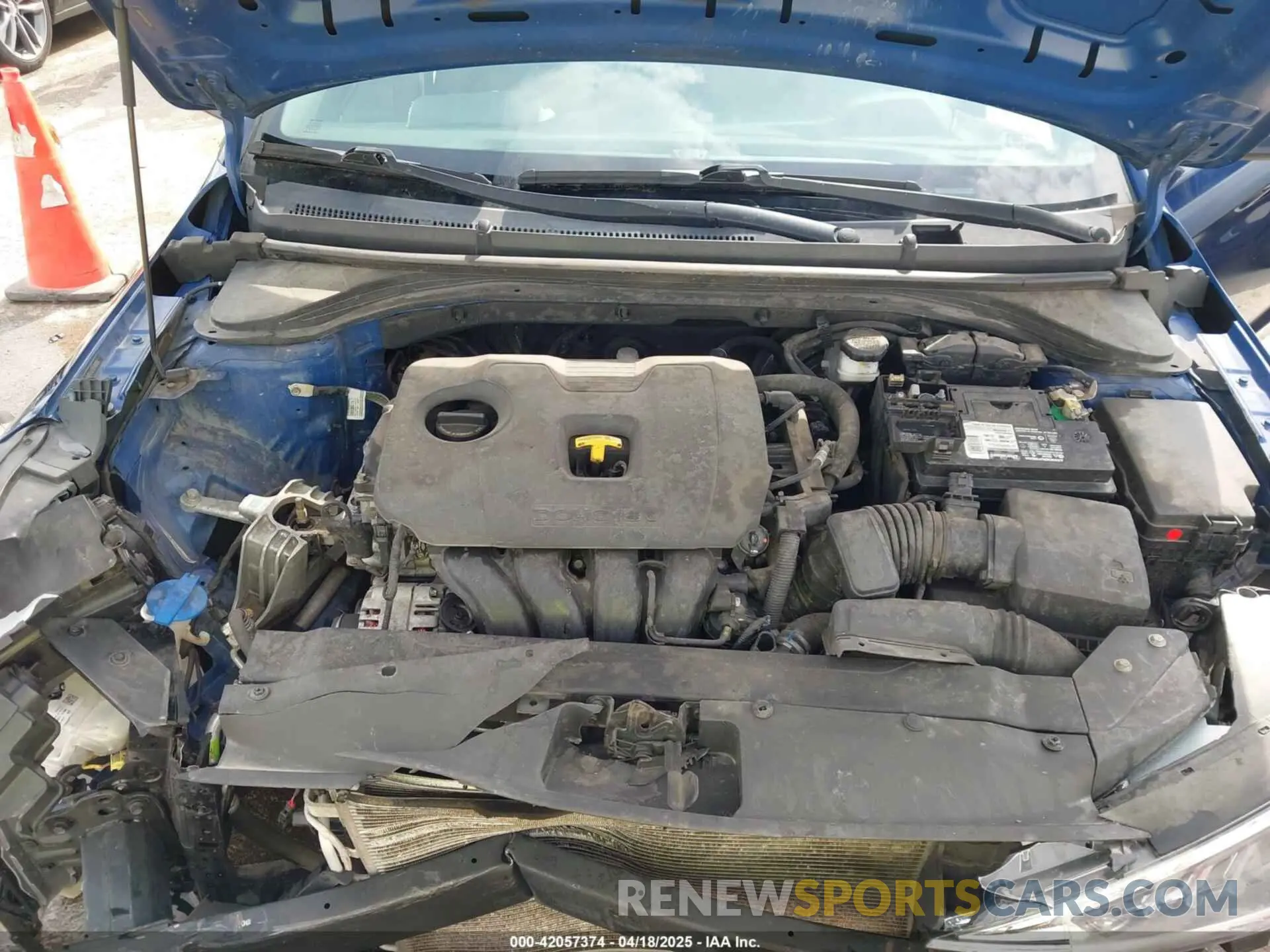 10 fotografías del automóvil dañado 5NPD74LF0LH501126 HYUNDAI ELANTRA 2020