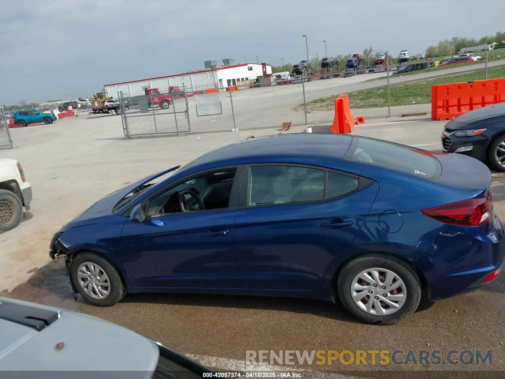 14 fotografías del automóvil dañado 5NPD74LF0LH501126 HYUNDAI ELANTRA 2020