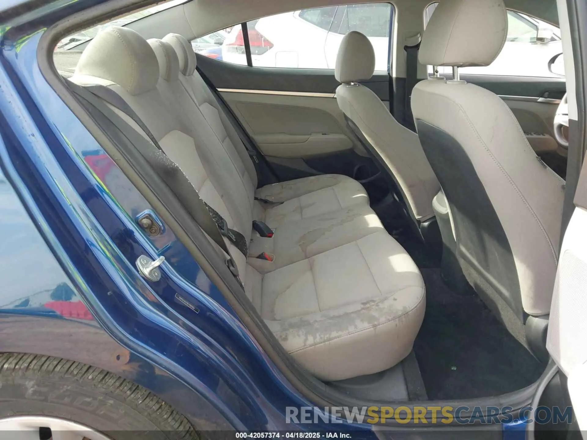 8 fotografías del automóvil dañado 5NPD74LF0LH501126 HYUNDAI ELANTRA 2020