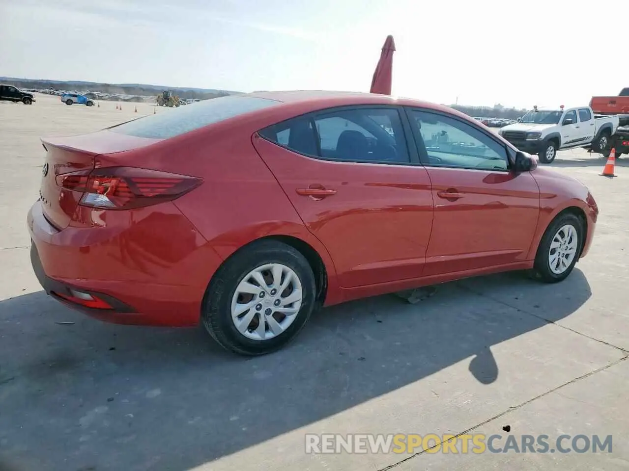 3 fotografías del automóvil dañado 5NPD74LF0LH526611 HYUNDAI ELANTRA 2020