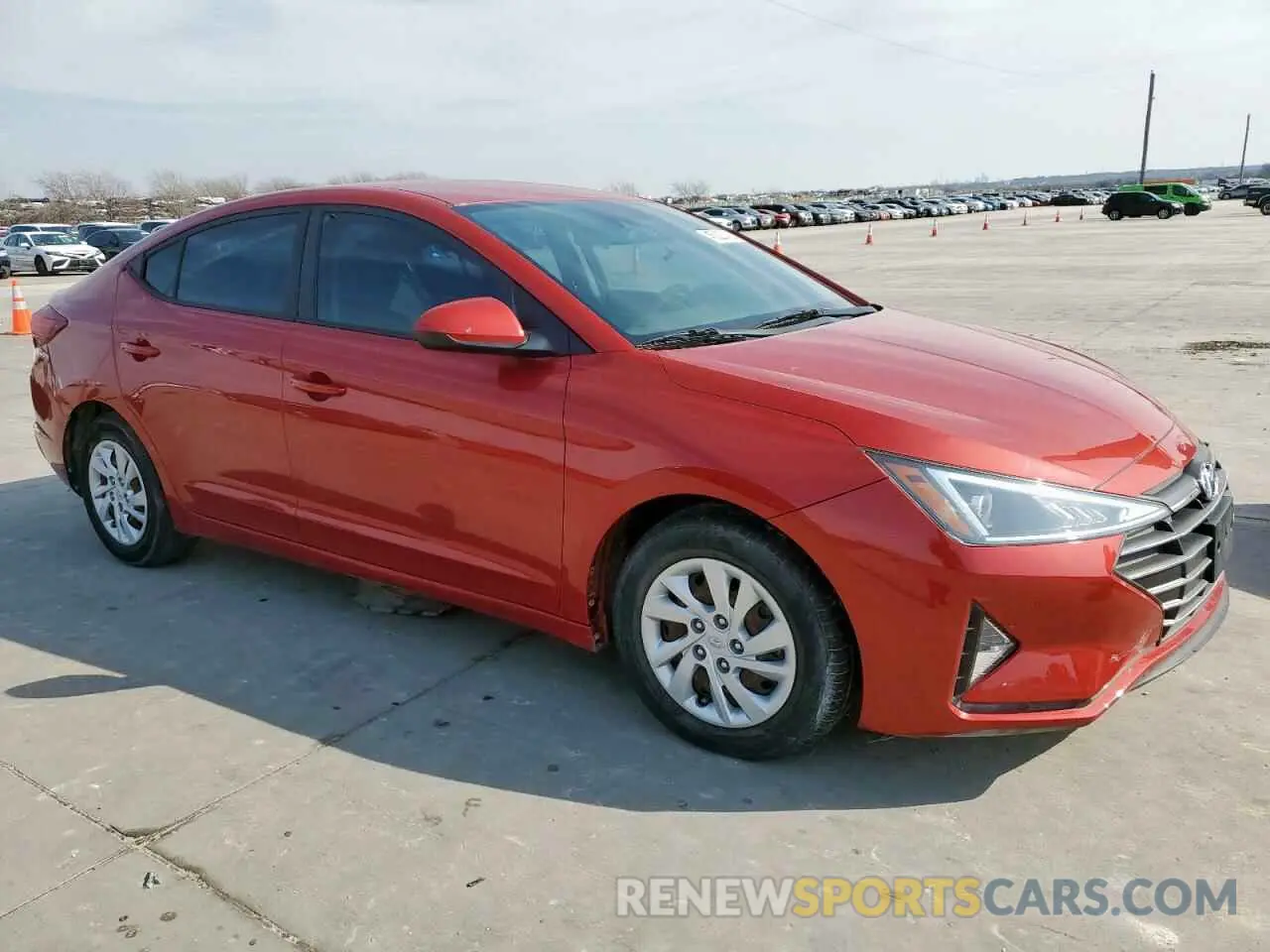 4 fotografías del automóvil dañado 5NPD74LF0LH526611 HYUNDAI ELANTRA 2020