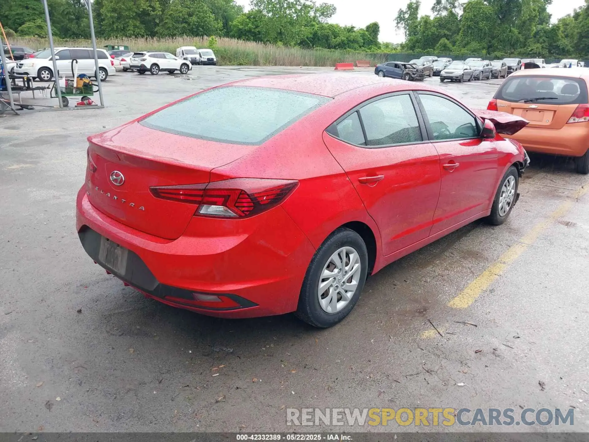 4 fotografías del automóvil dañado 5NPD74LF0LH556496 HYUNDAI ELANTRA 2020