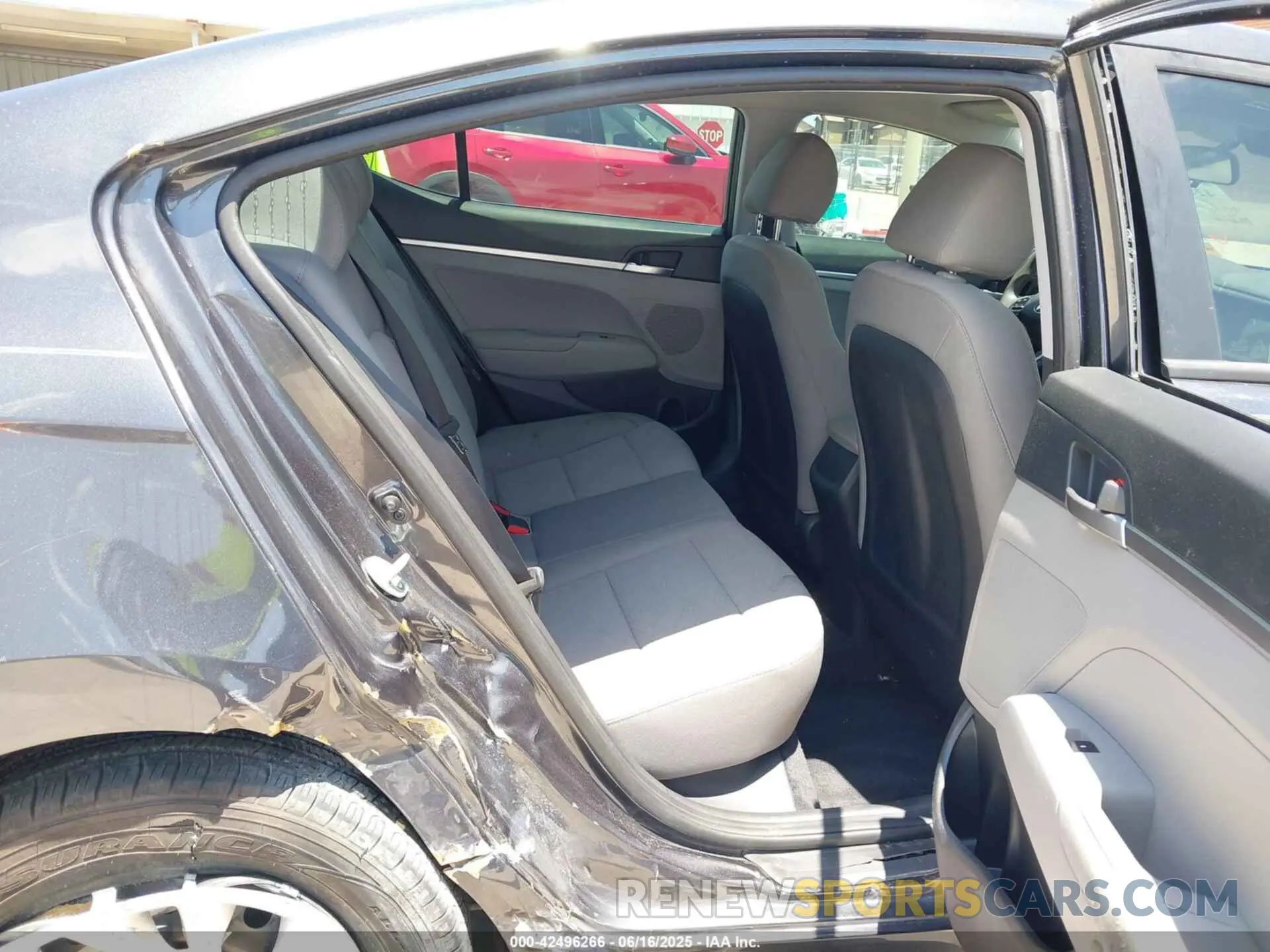 8 fotografías del automóvil dañado 5NPD74LF0LH593080 HYUNDAI ELANTRA 2020