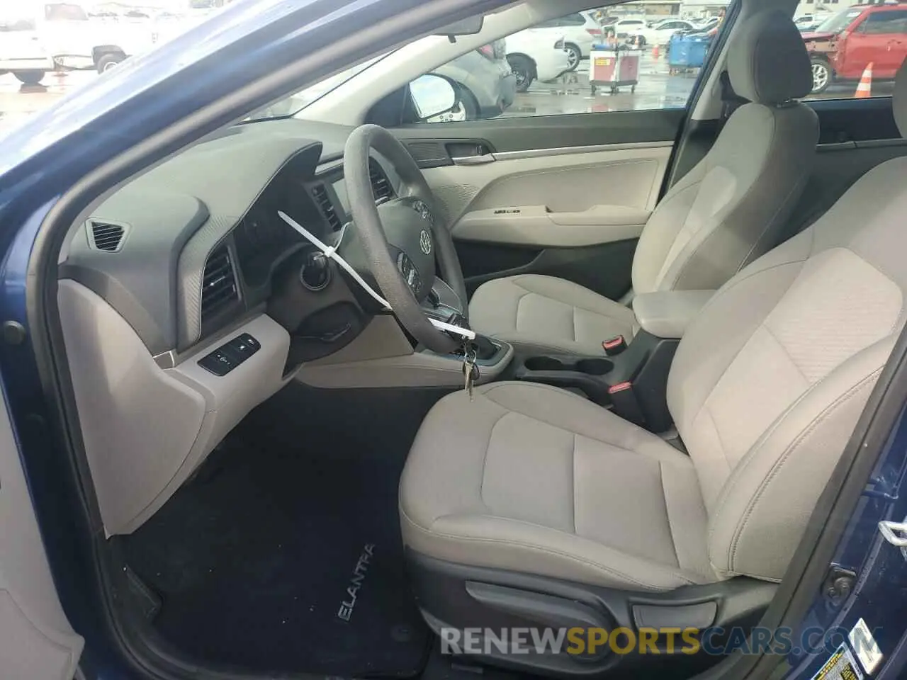 7 fotografías del automóvil dañado 5NPD74LF2LH508028 HYUNDAI ELANTRA 2020
