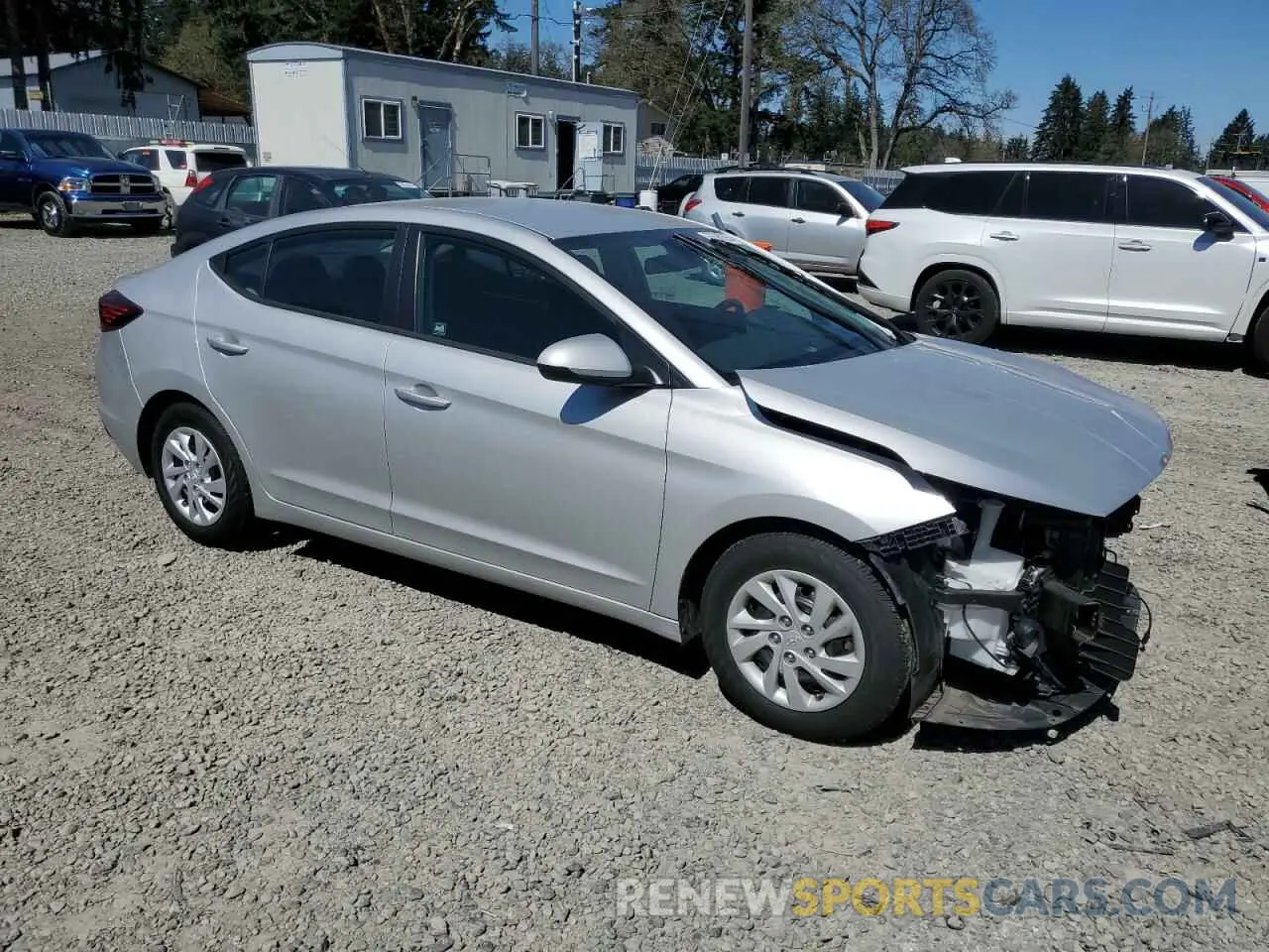 4 fotografías del automóvil dañado 5NPD74LF2LH520339 HYUNDAI ELANTRA 2020