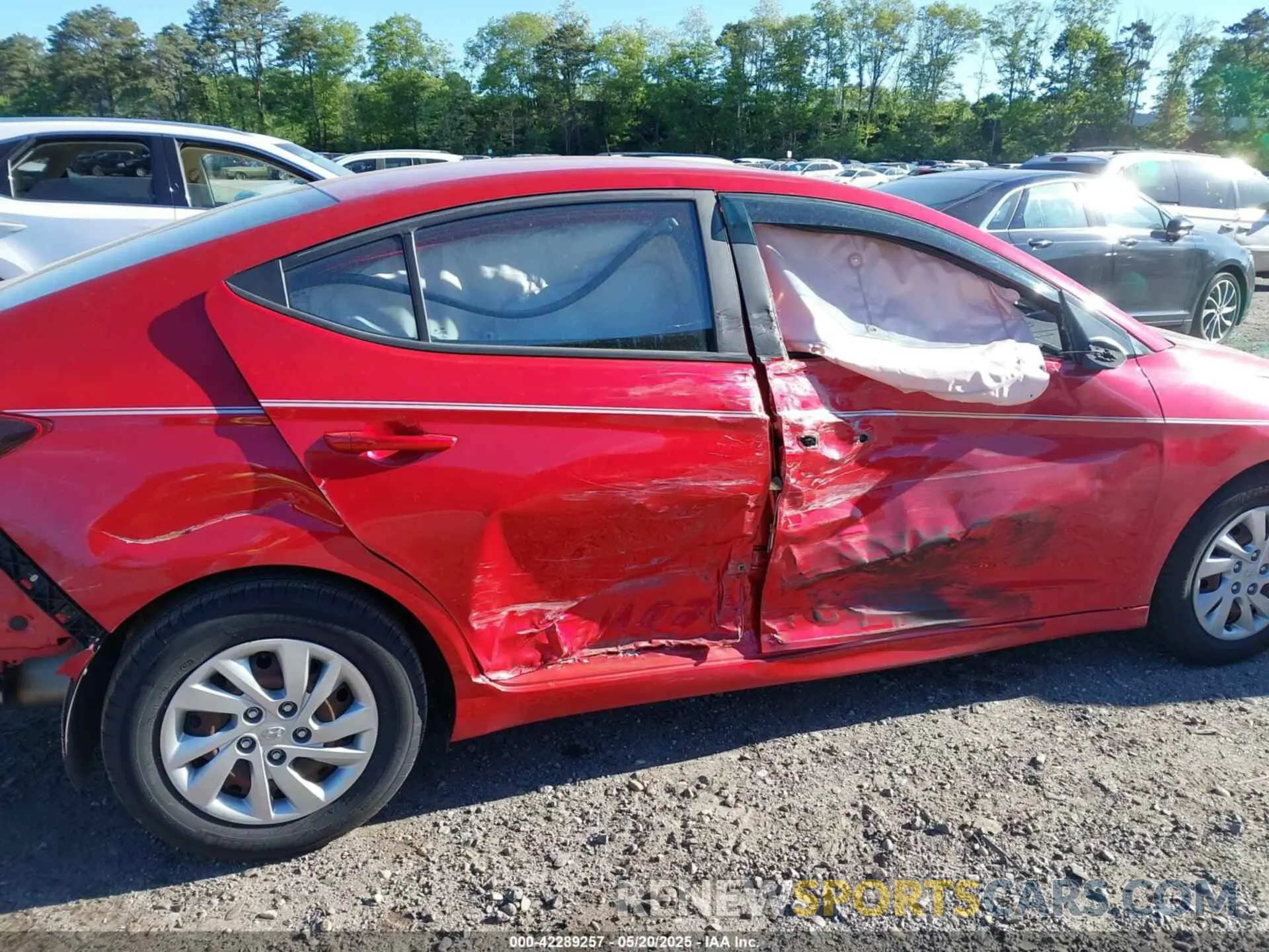 6 fotografías del automóvil dañado 5NPD74LF2LH617525 HYUNDAI ELANTRA 2020