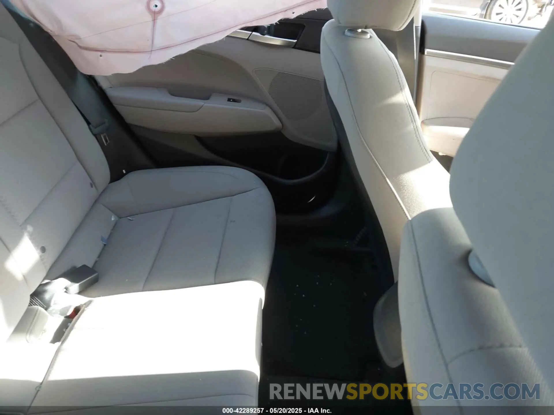 8 fotografías del automóvil dañado 5NPD74LF2LH617525 HYUNDAI ELANTRA 2020
