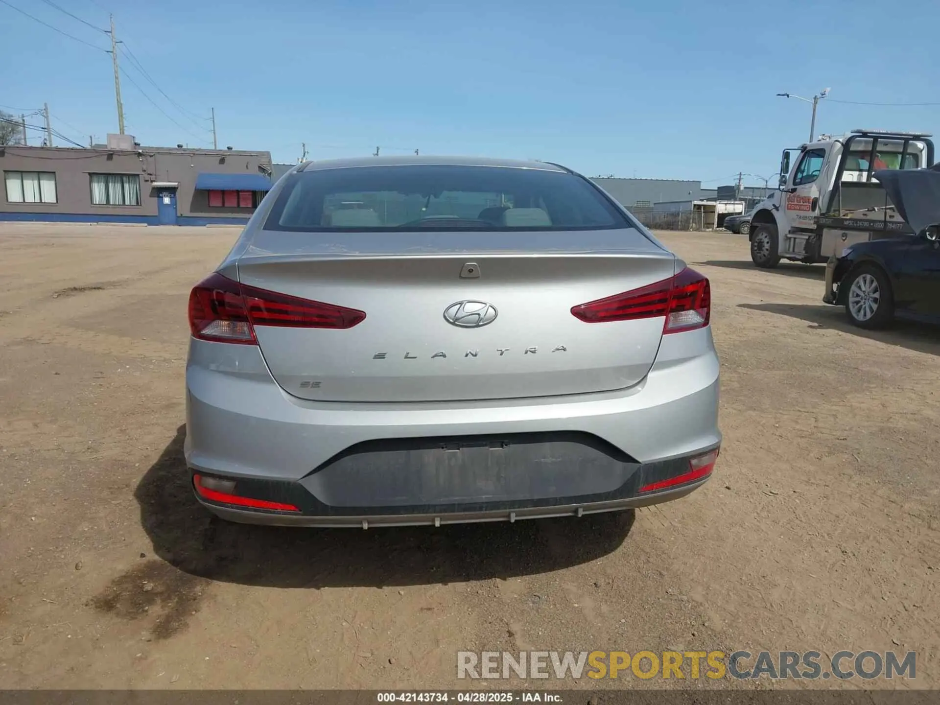 15 fotografías del automóvil dañado 5NPD74LF3LH565371 HYUNDAI ELANTRA 2020