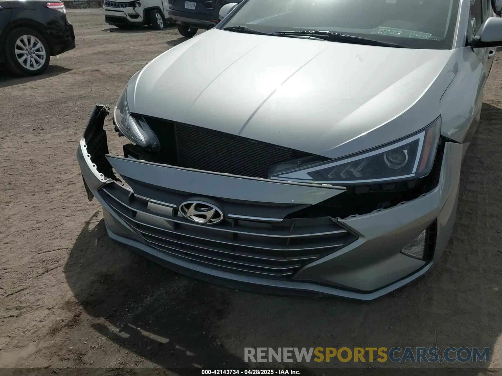 16 fotografías del automóvil dañado 5NPD74LF3LH565371 HYUNDAI ELANTRA 2020