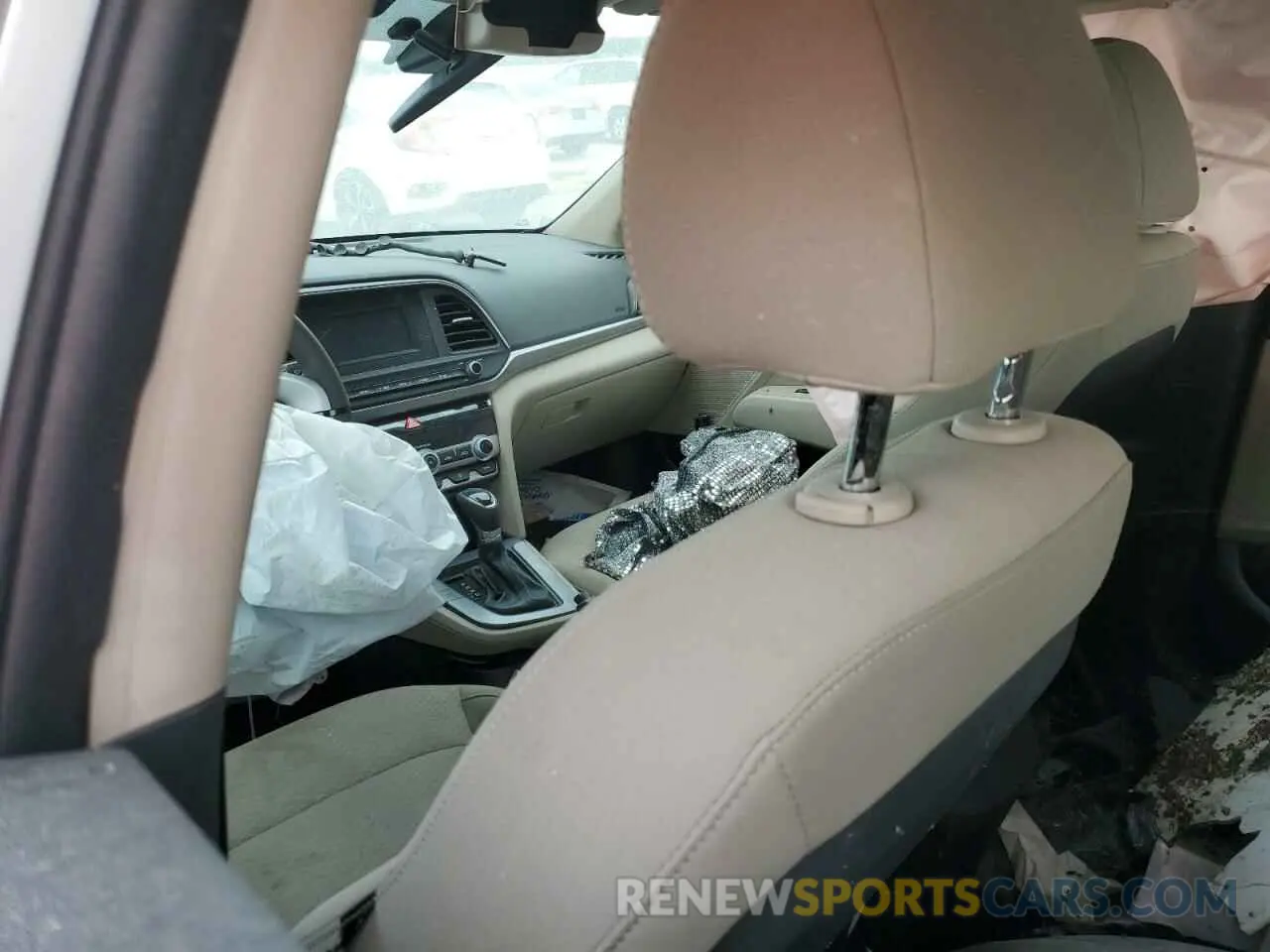 8 fotografías del automóvil dañado 5NPD74LF3LH588813 HYUNDAI ELANTRA 2020