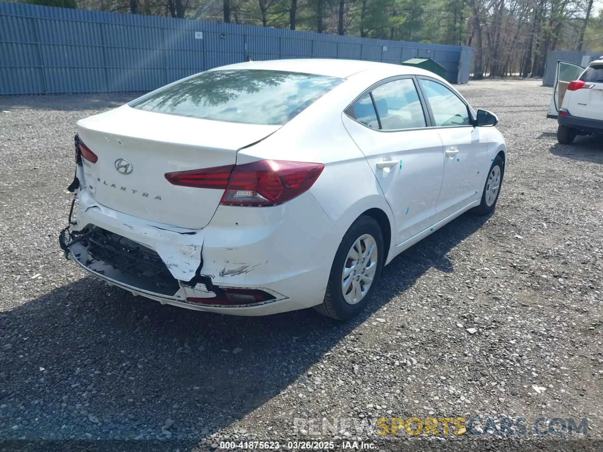 4 fotografías del automóvil dañado 5NPD74LF4LH563385 HYUNDAI ELANTRA 2020