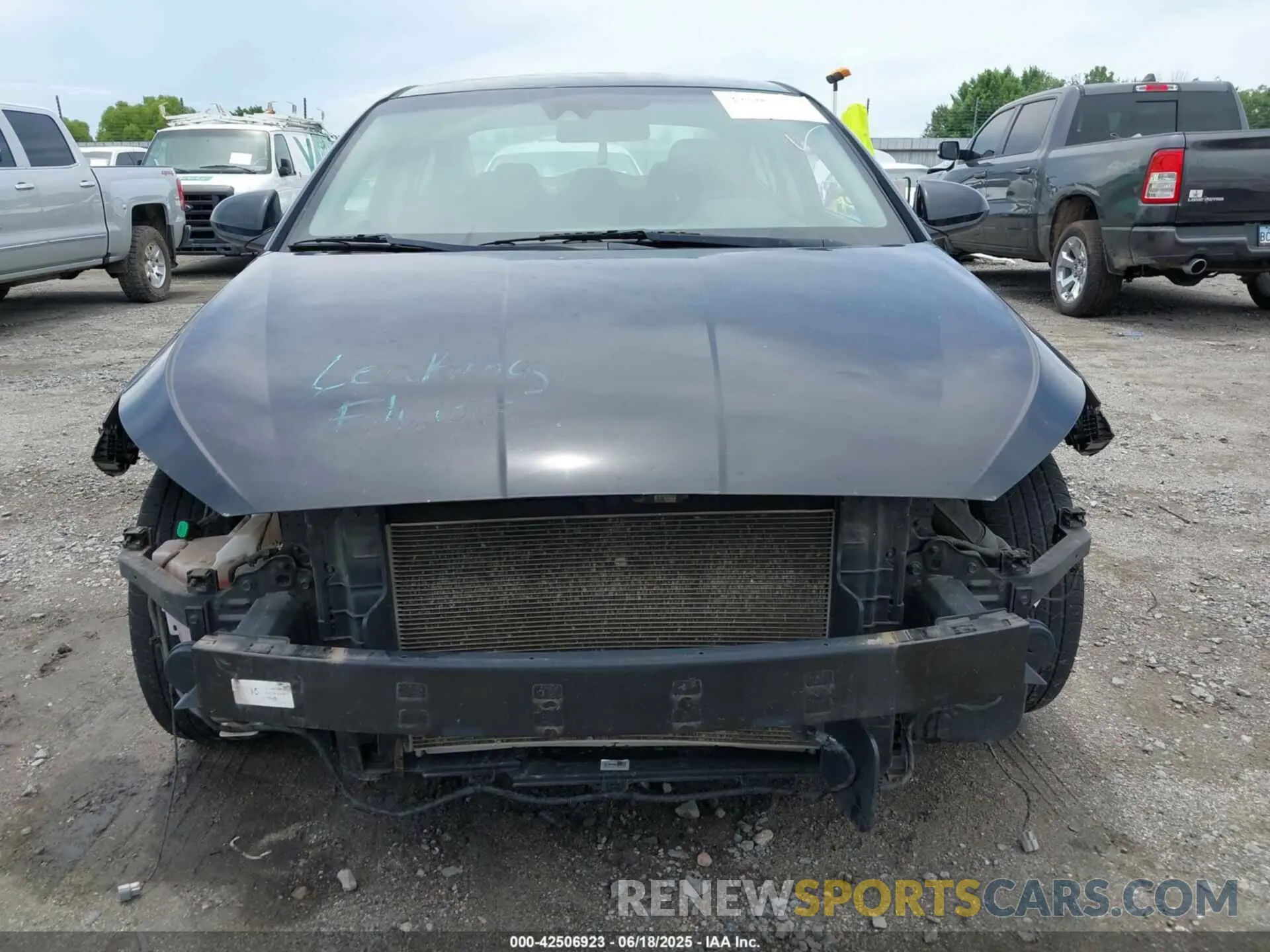 13 fotografías del automóvil dañado 5NPD74LF5LH541718 HYUNDAI ELANTRA 2020