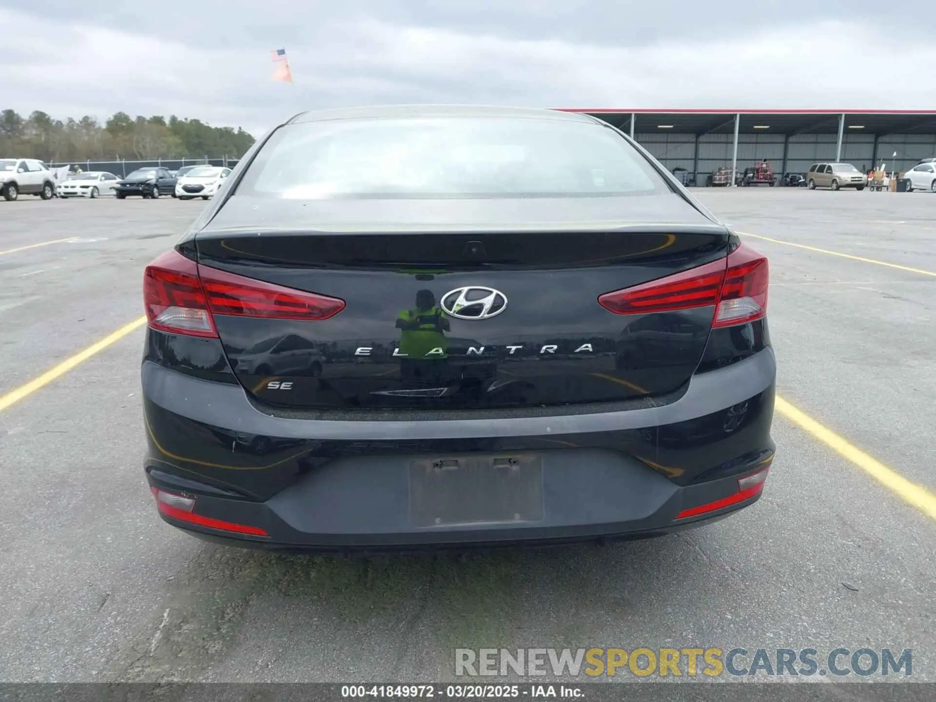 17 fotografías del automóvil dañado 5NPD74LF5LH615445 HYUNDAI ELANTRA 2020