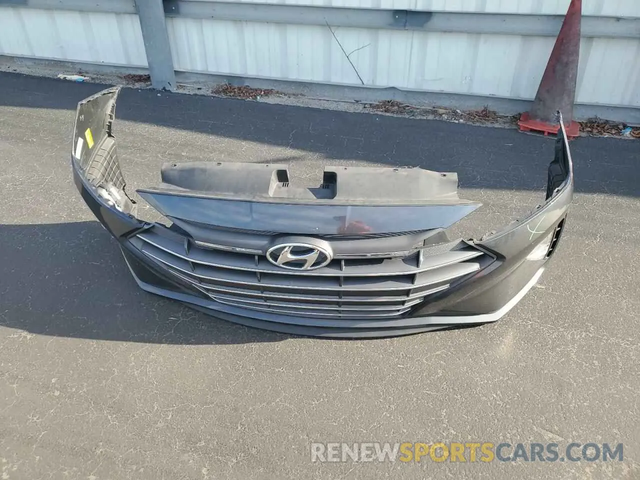 12 fotografías del automóvil dañado 5NPD74LF6LH576168 HYUNDAI ELANTRA 2020
