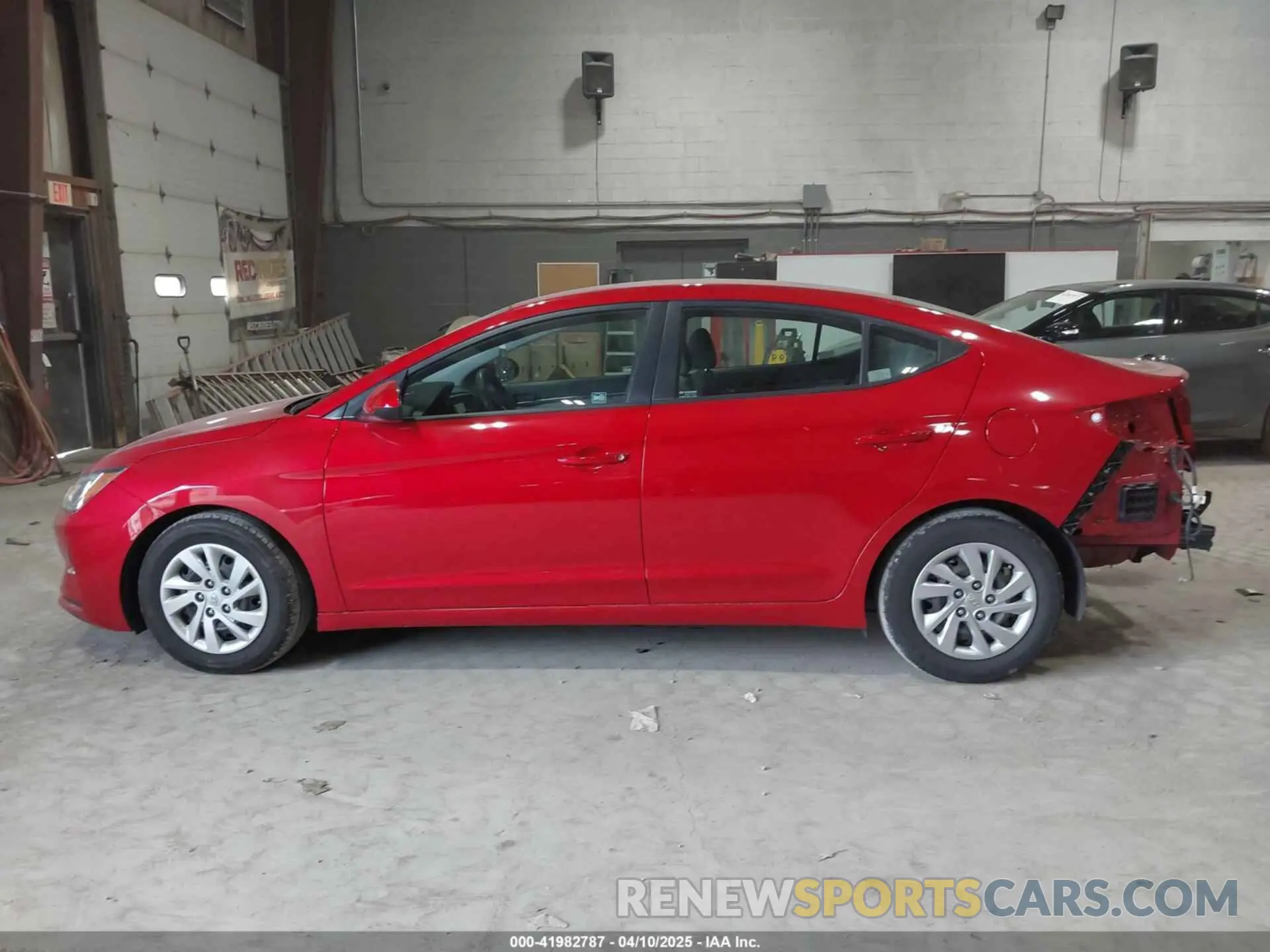 14 fotografías del automóvil dañado 5NPD74LF6LH619830 HYUNDAI ELANTRA 2020