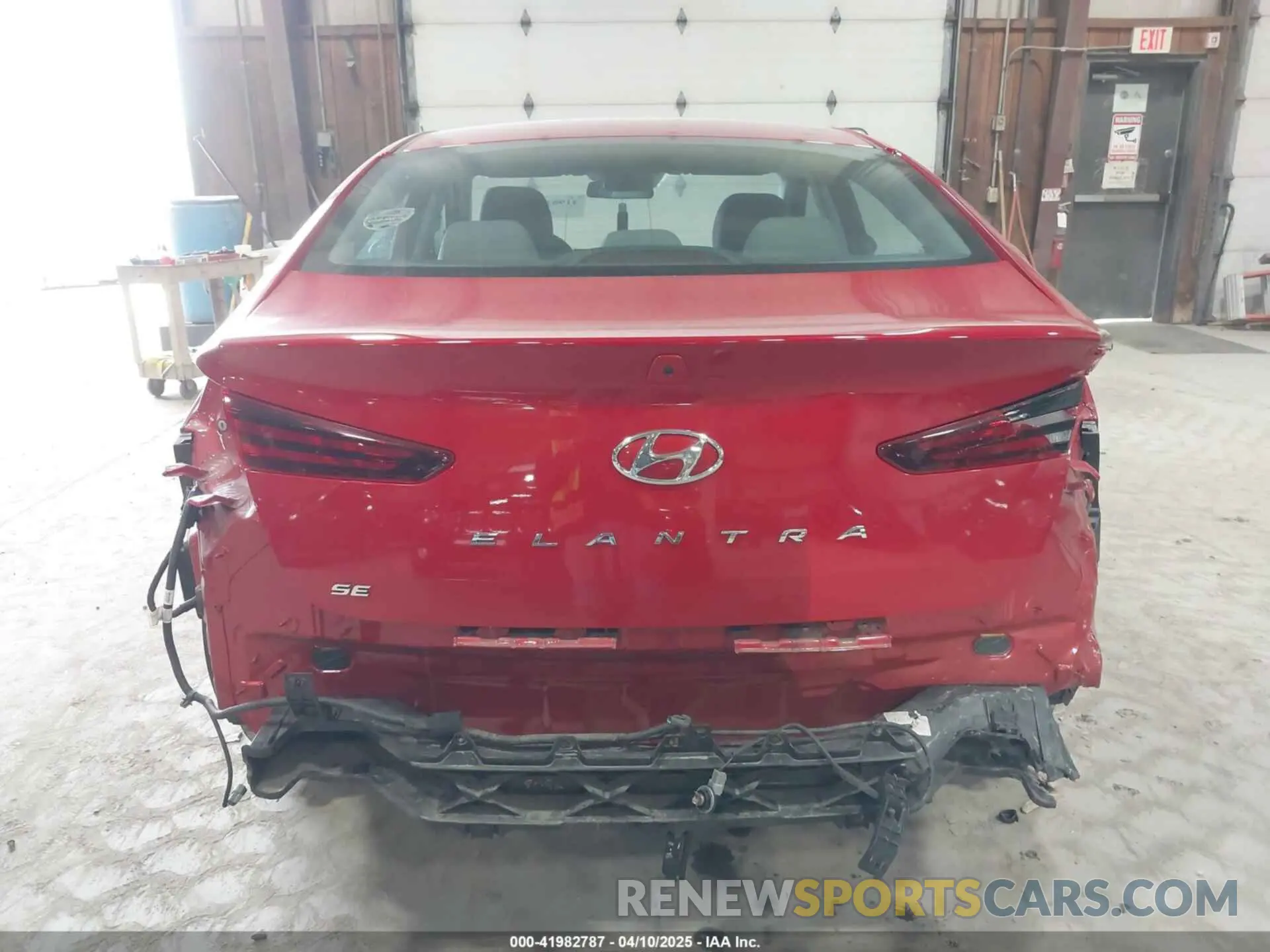 16 fotografías del automóvil dañado 5NPD74LF6LH619830 HYUNDAI ELANTRA 2020
