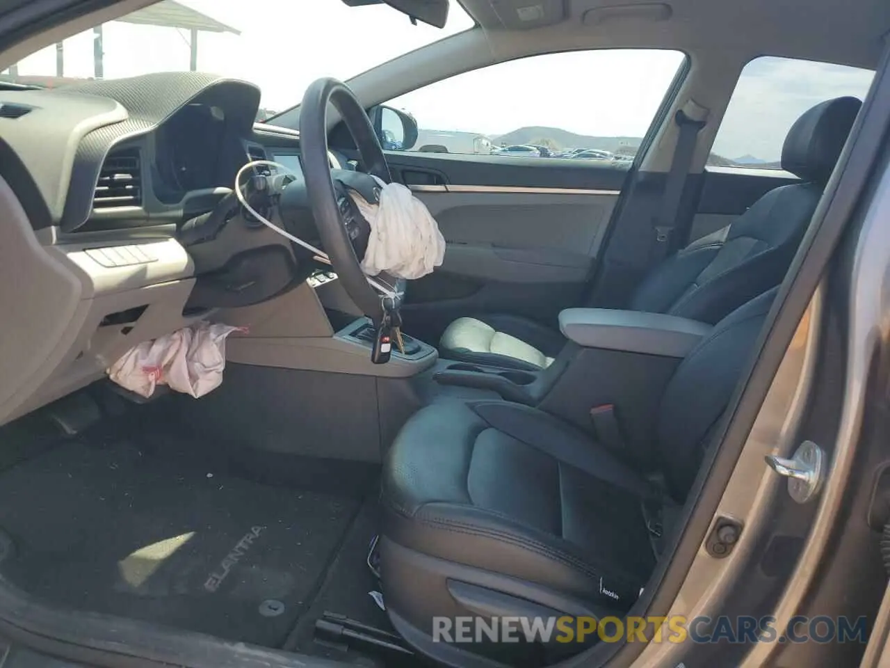 7 fotografías del automóvil dañado 5NPD74LF7LH503889 HYUNDAI ELANTRA 2020
