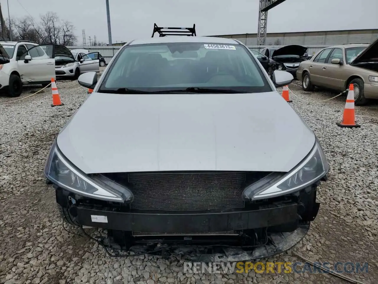 5 fotografías del automóvil dañado 5NPD74LF7LH530672 HYUNDAI ELANTRA 2020