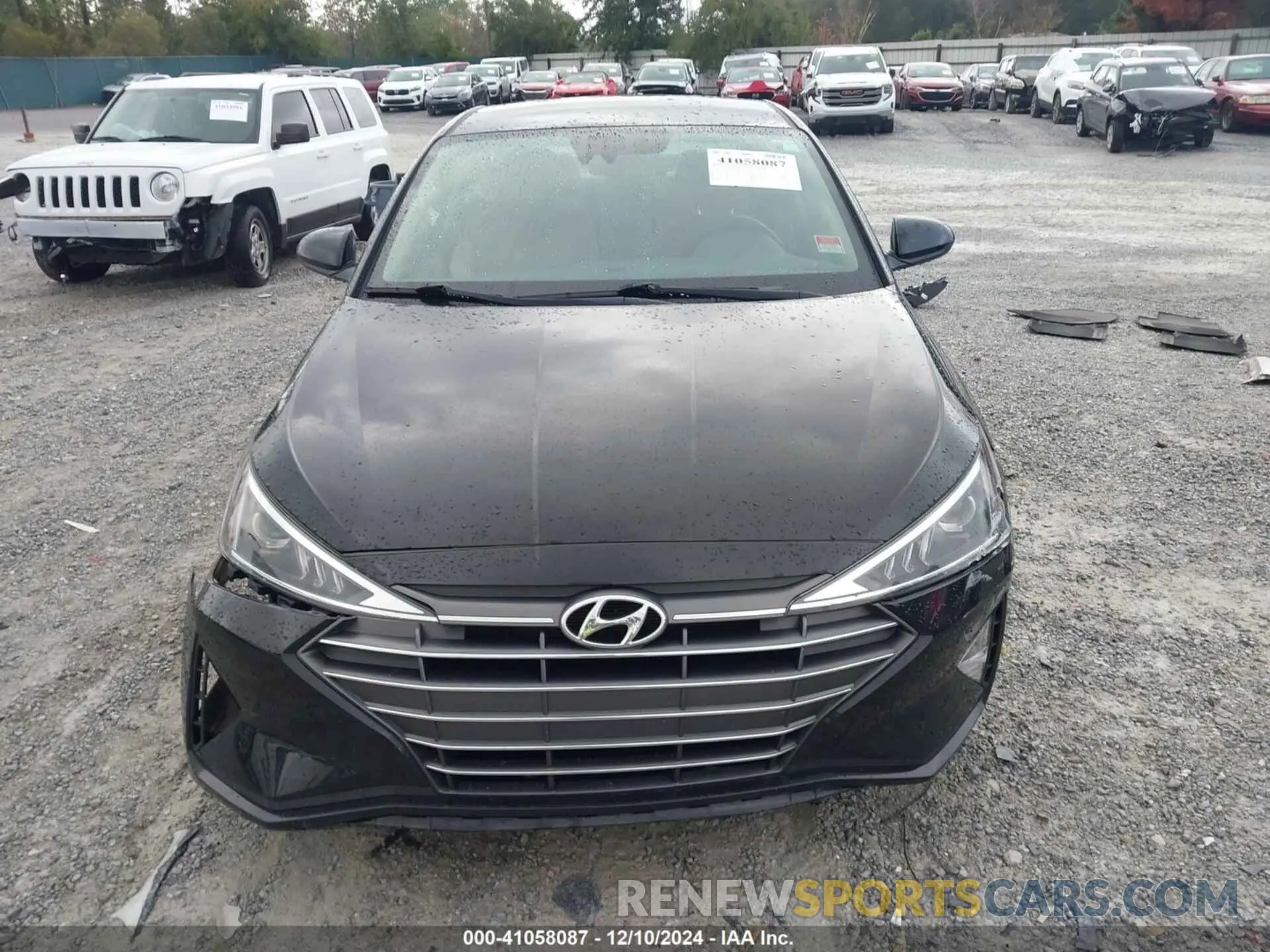 12 fotografías del automóvil dañado 5NPD74LF7LH610974 HYUNDAI ELANTRA 2020