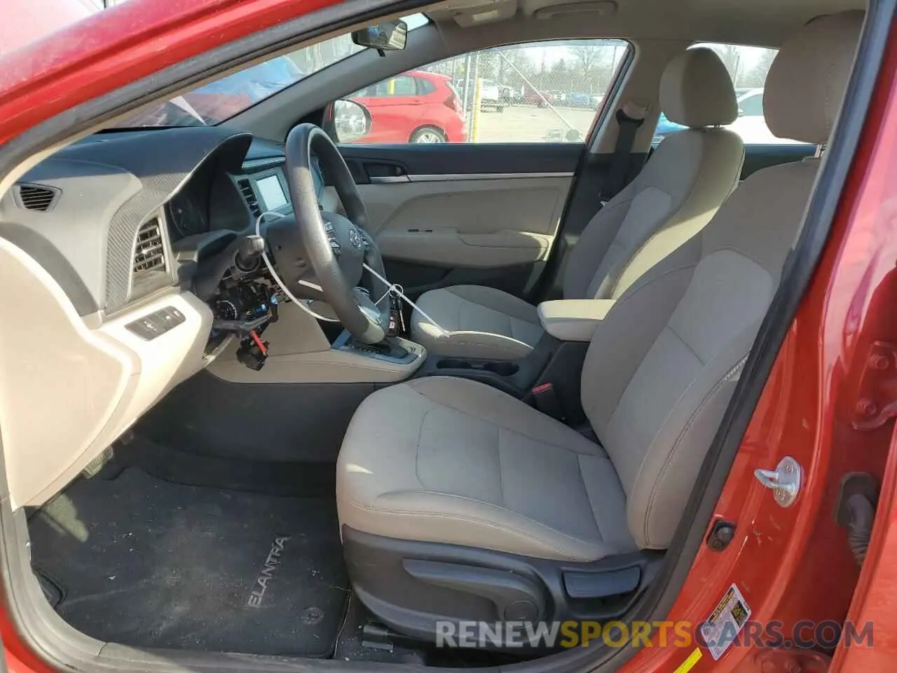 7 fotografías del automóvil dañado 5NPD74LF9LH525148 HYUNDAI ELANTRA 2020