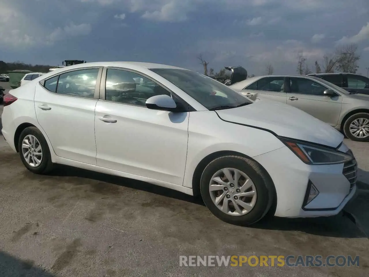 4 fotografías del automóvil dañado 5NPD74LF9LH589187 HYUNDAI ELANTRA 2020