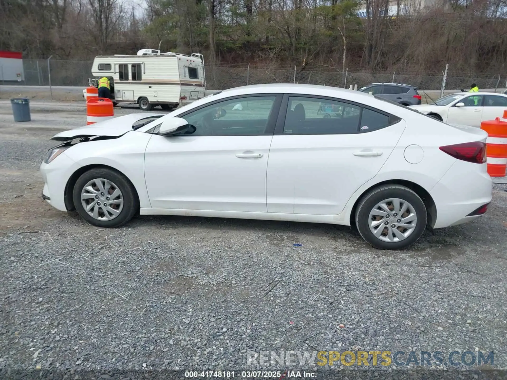 14 fotografías del automóvil dañado 5NPD74LF9LH597550 HYUNDAI ELANTRA 2020