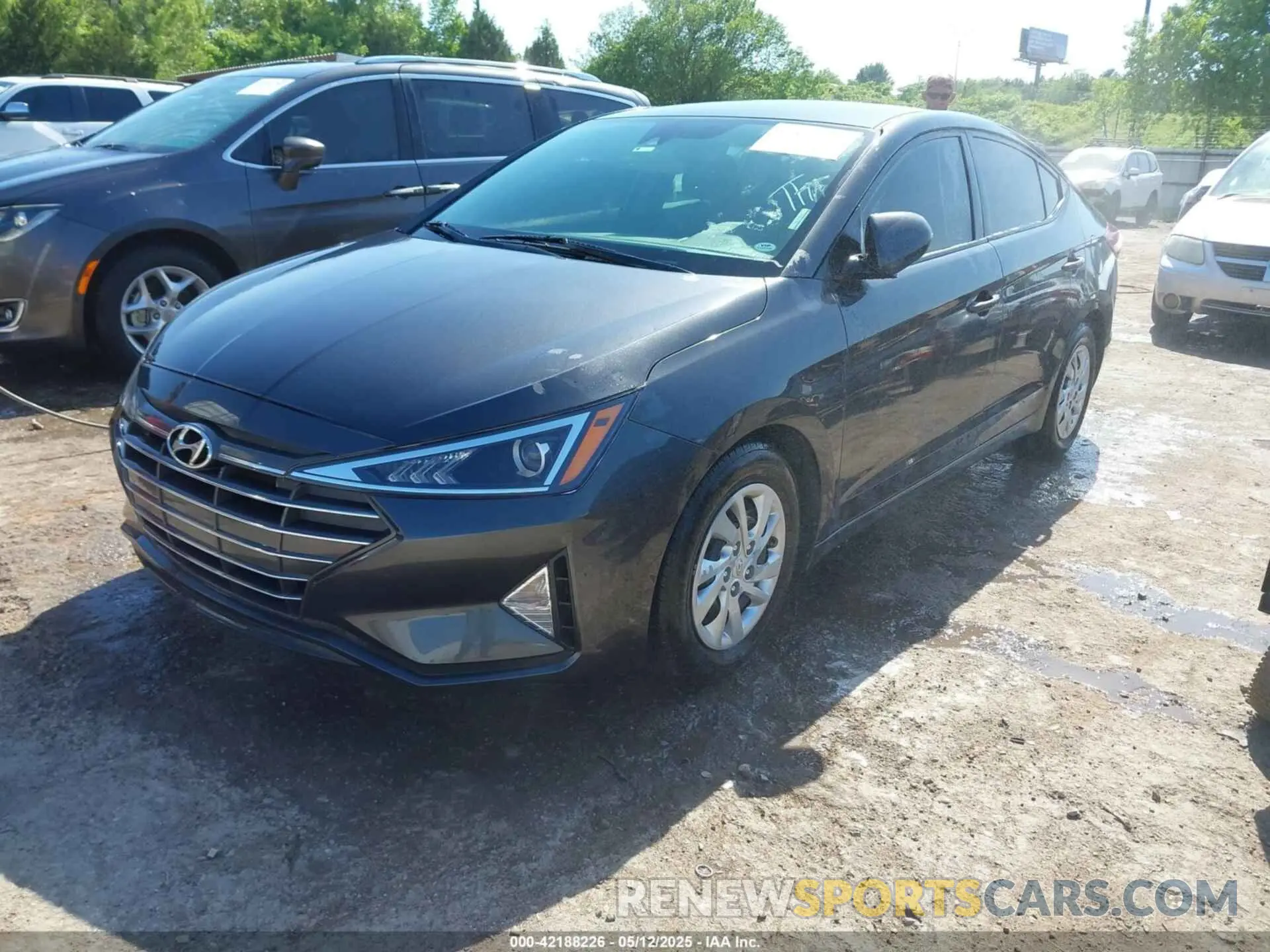 2 fotografías del automóvil dañado 5NPD74LF9LH607929 HYUNDAI ELANTRA 2020