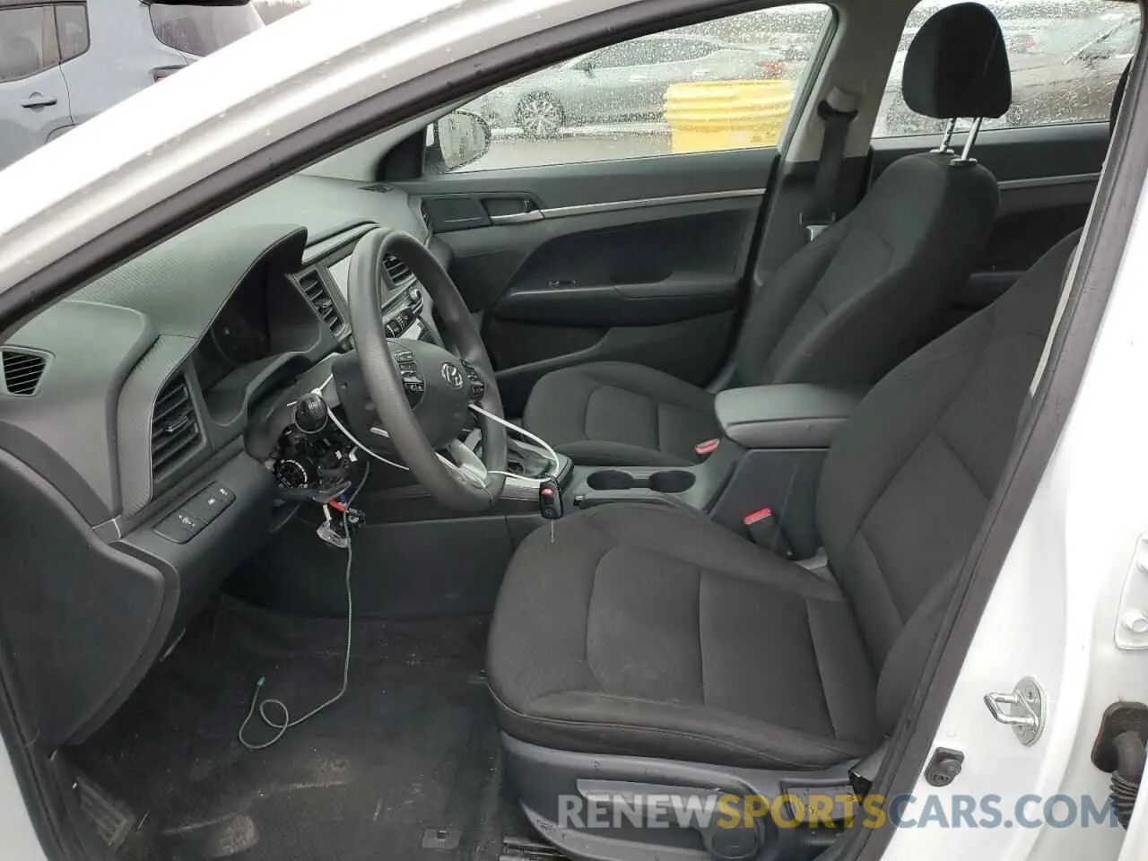 7 fotografías del automóvil dañado 5NPD74LFXLH502509 HYUNDAI ELANTRA 2020