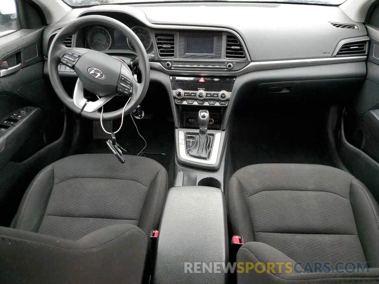 8 fotografías del automóvil dañado 5NPD74LFXLH502509 HYUNDAI ELANTRA 2020