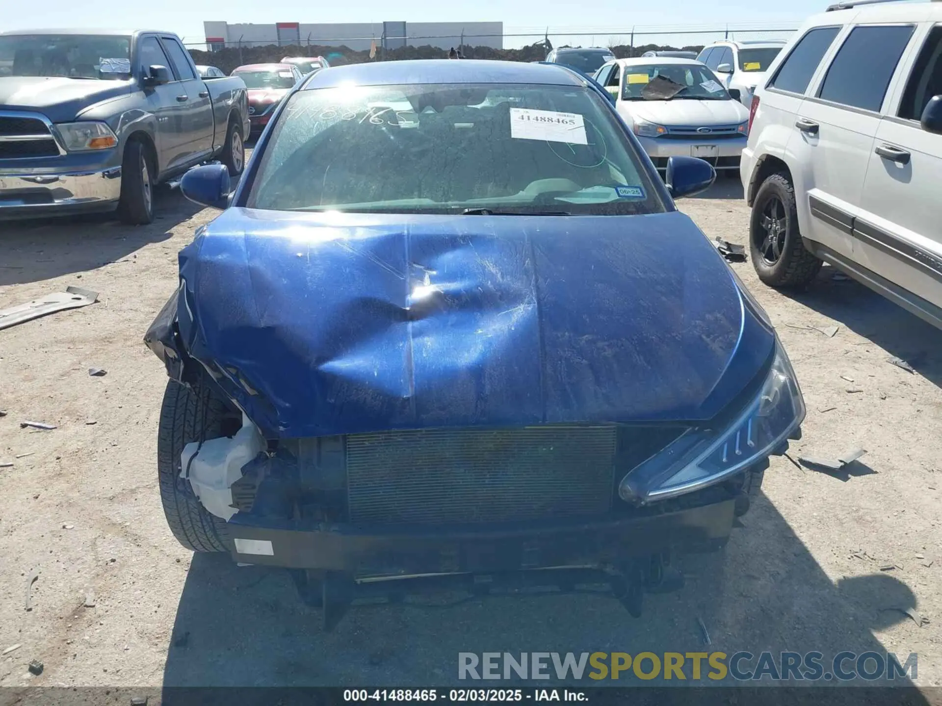 12 fotografías del automóvil dañado 5NPD74LFXLH515390 HYUNDAI ELANTRA 2020