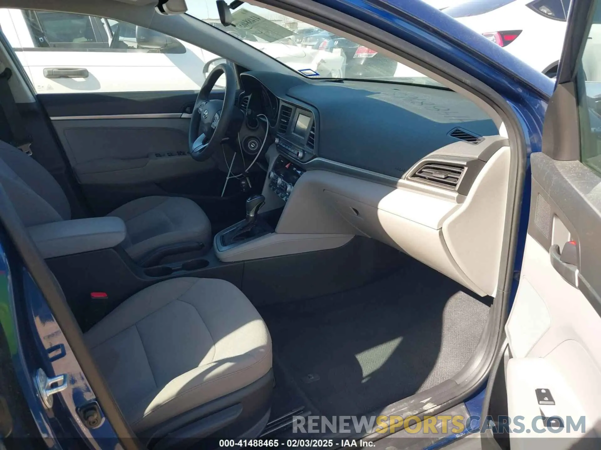 5 fotografías del automóvil dañado 5NPD74LFXLH515390 HYUNDAI ELANTRA 2020
