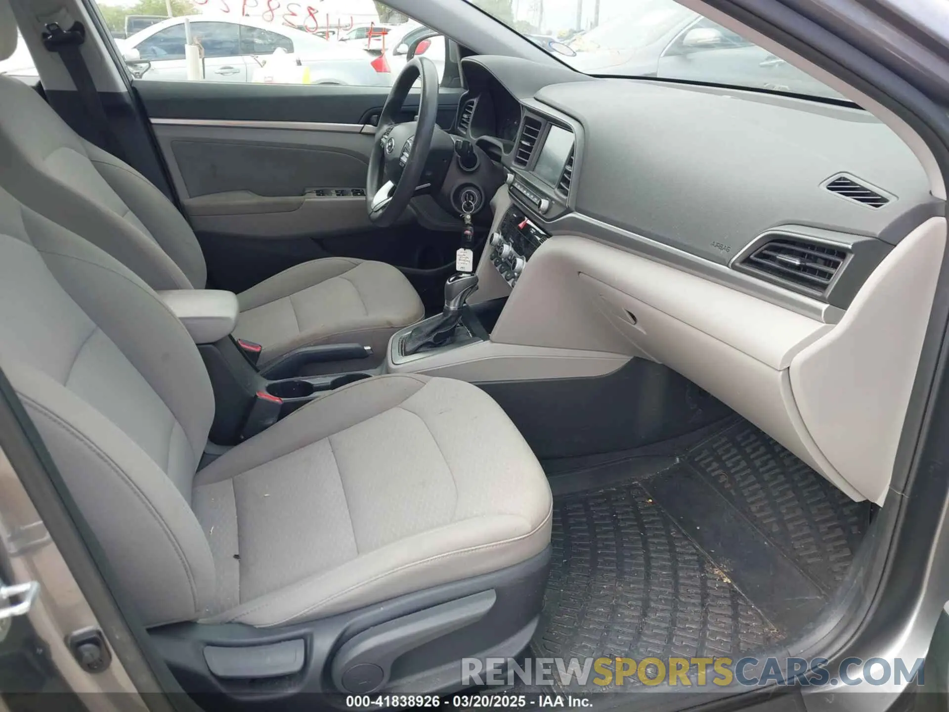 5 fotografías del automóvil dañado 5NPD84LF0LH544040 HYUNDAI ELANTRA 2020