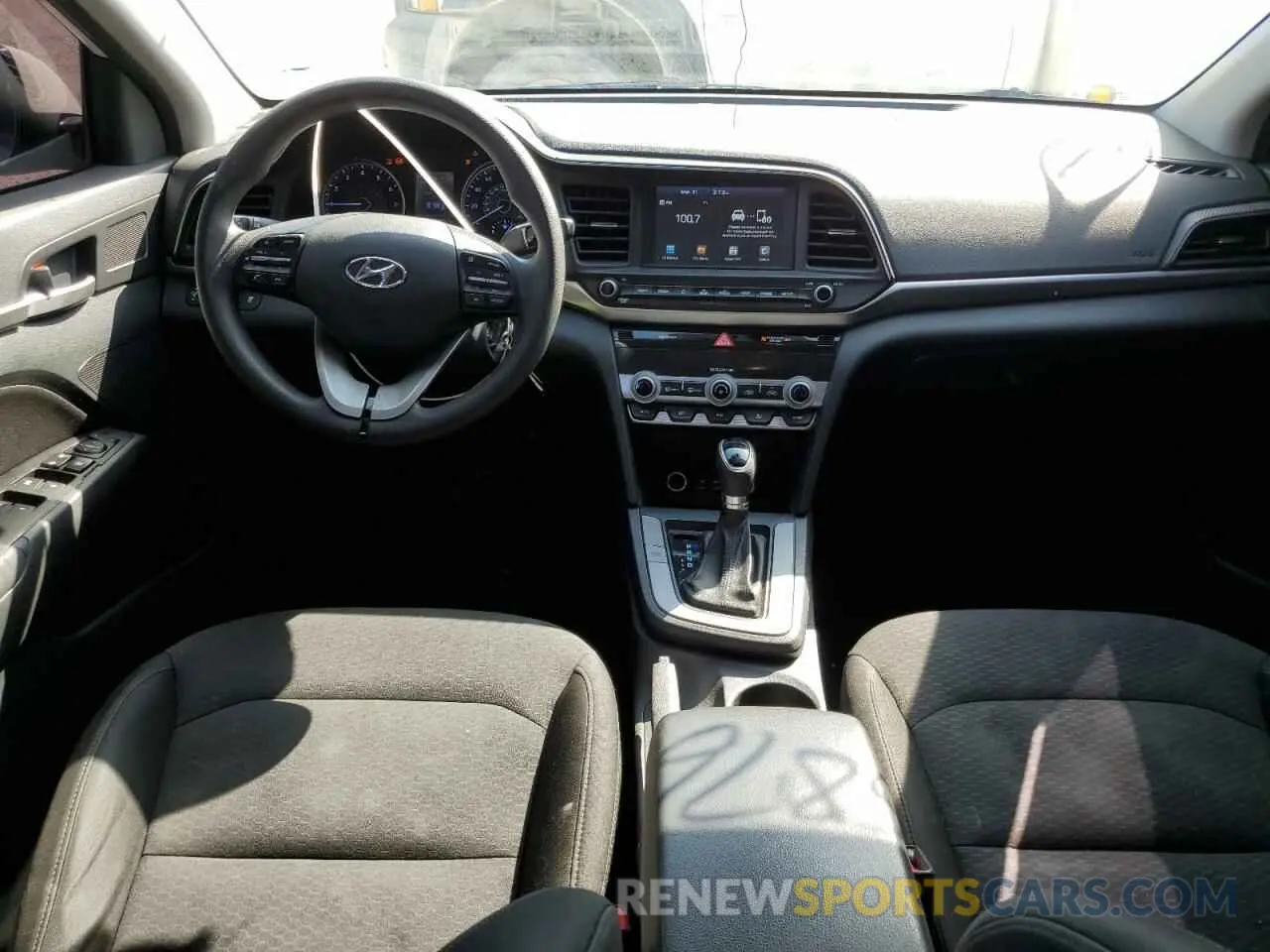 8 fotografías del automóvil dañado 5NPD84LF0LH558763 HYUNDAI ELANTRA 2020