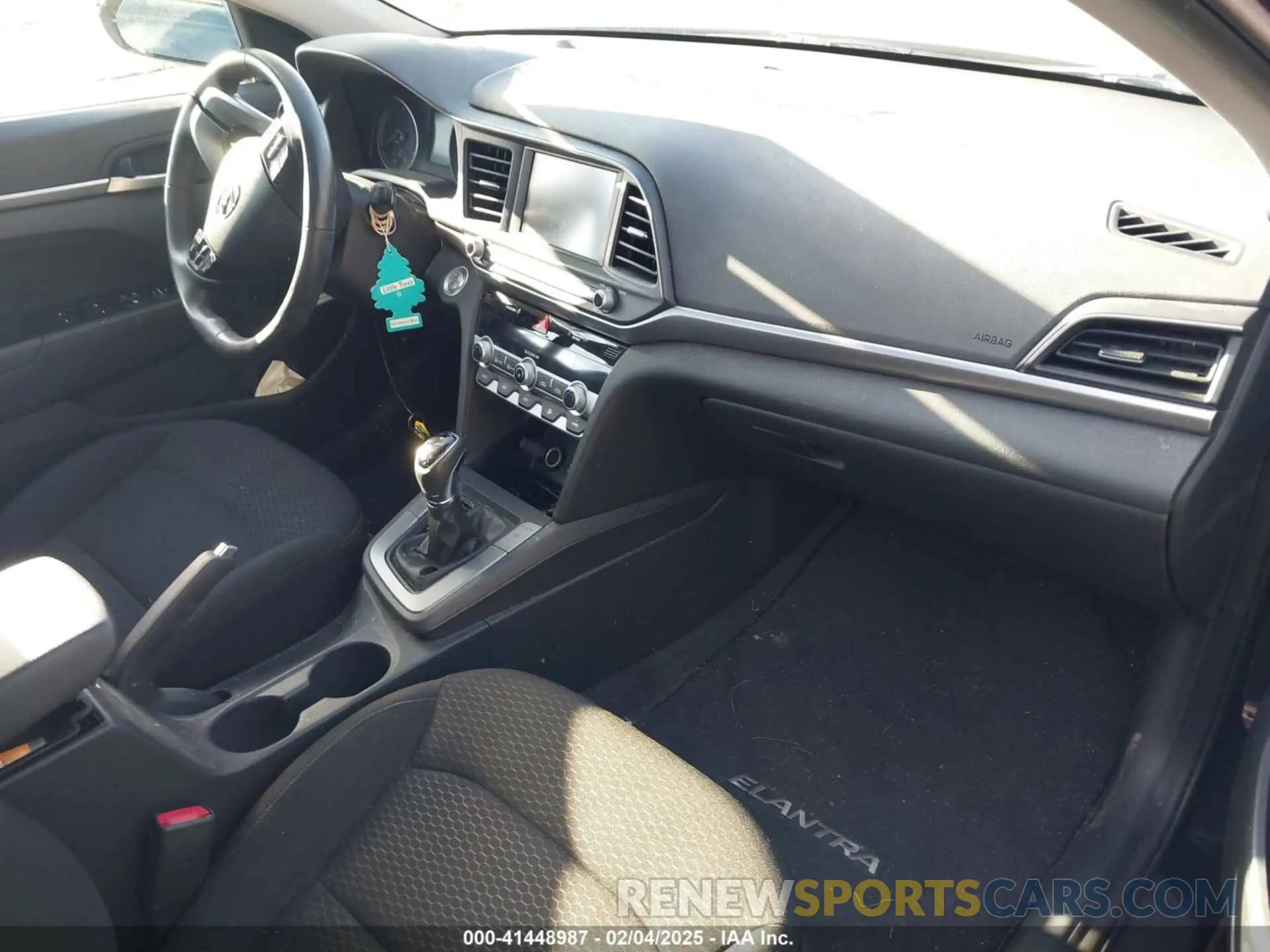 5 fotografías del automóvil dañado 5NPD84LF0LH627239 HYUNDAI ELANTRA 2020
