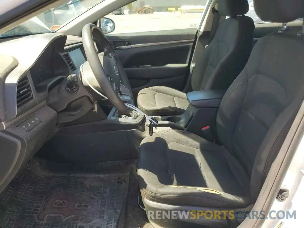 7 fotografías del automóvil dañado 5NPD84LF0LH632330 HYUNDAI ELANTRA 2020