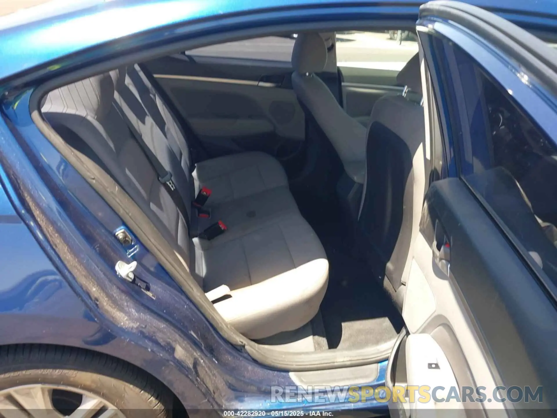 8 fotografías del automóvil dañado 5NPD84LF1LH511144 HYUNDAI ELANTRA 2020