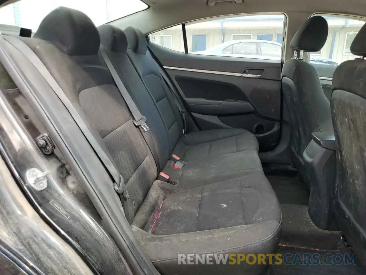 10 fotografías del automóvil dañado 5NPD84LF1LH561011 HYUNDAI ELANTRA 2020