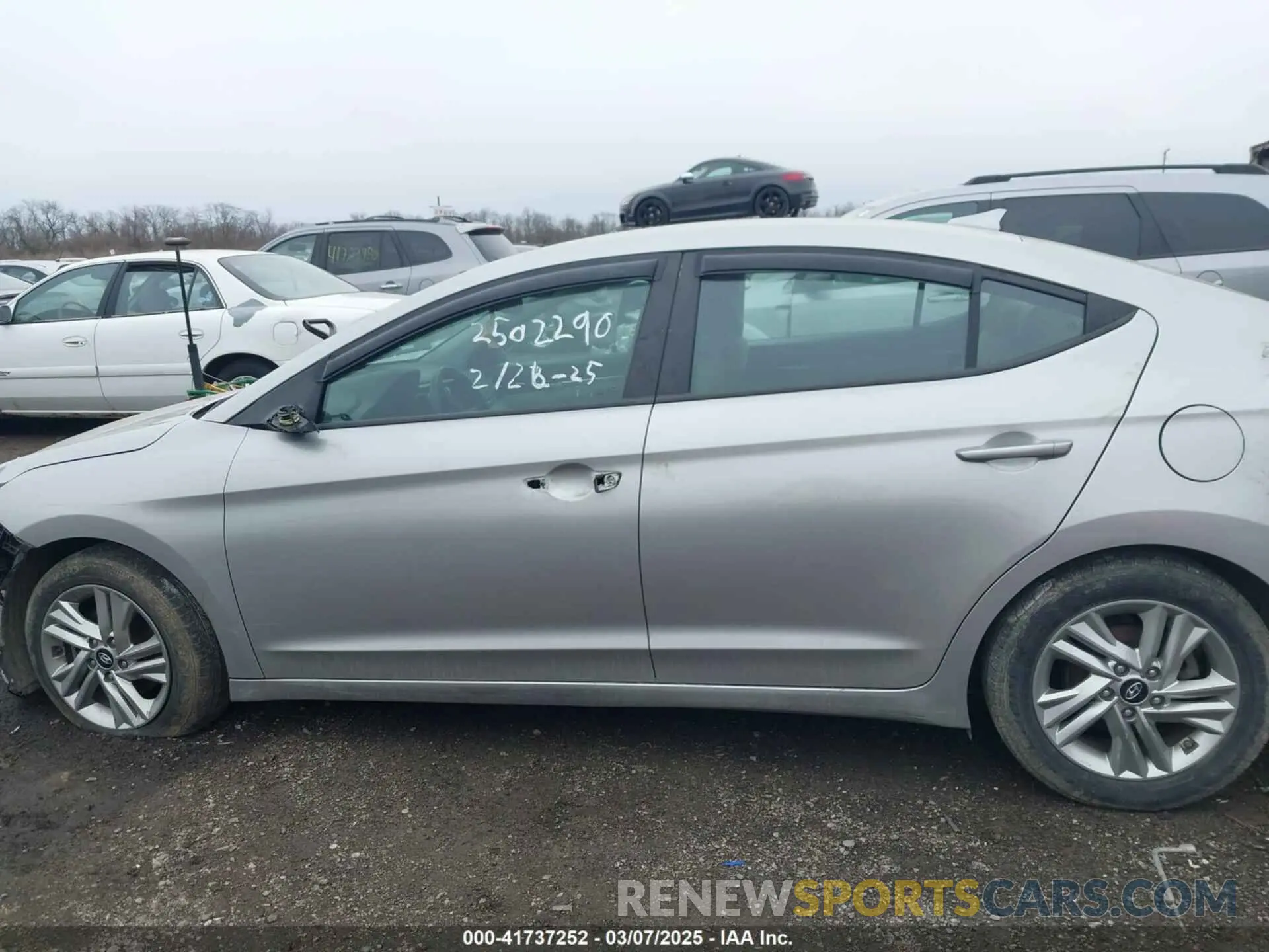 14 fotografías del automóvil dañado 5NPD84LF1LH567004 HYUNDAI ELANTRA 2020