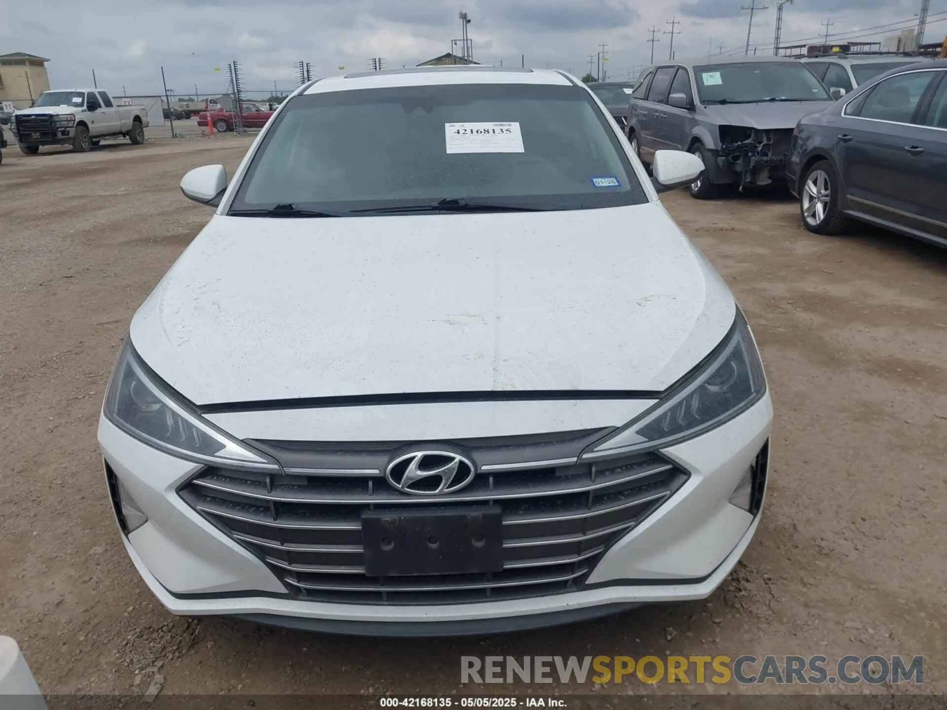 12 fotografías del automóvil dañado 5NPD84LF1LH572302 HYUNDAI ELANTRA 2020