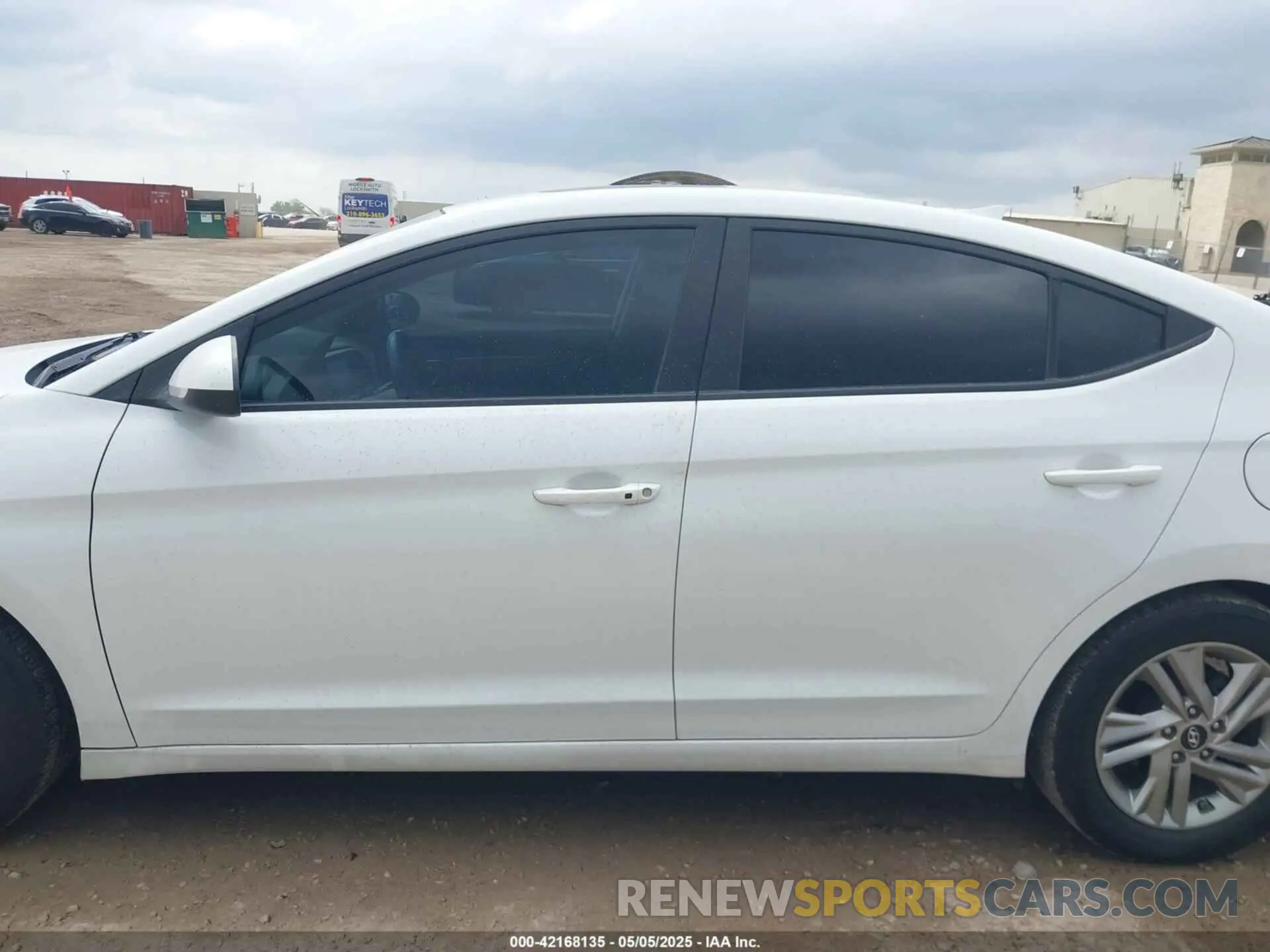 14 fotografías del automóvil dañado 5NPD84LF1LH572302 HYUNDAI ELANTRA 2020