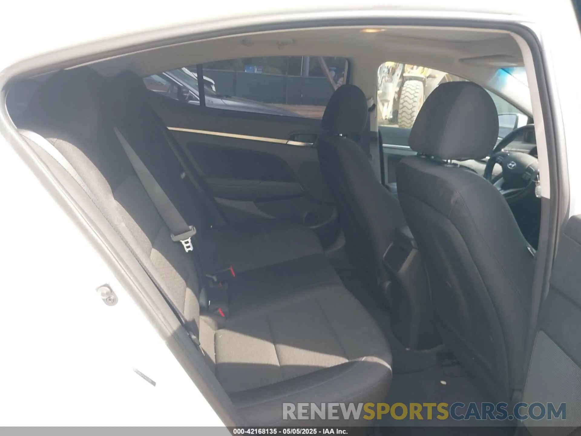 8 fotografías del automóvil dañado 5NPD84LF1LH572302 HYUNDAI ELANTRA 2020