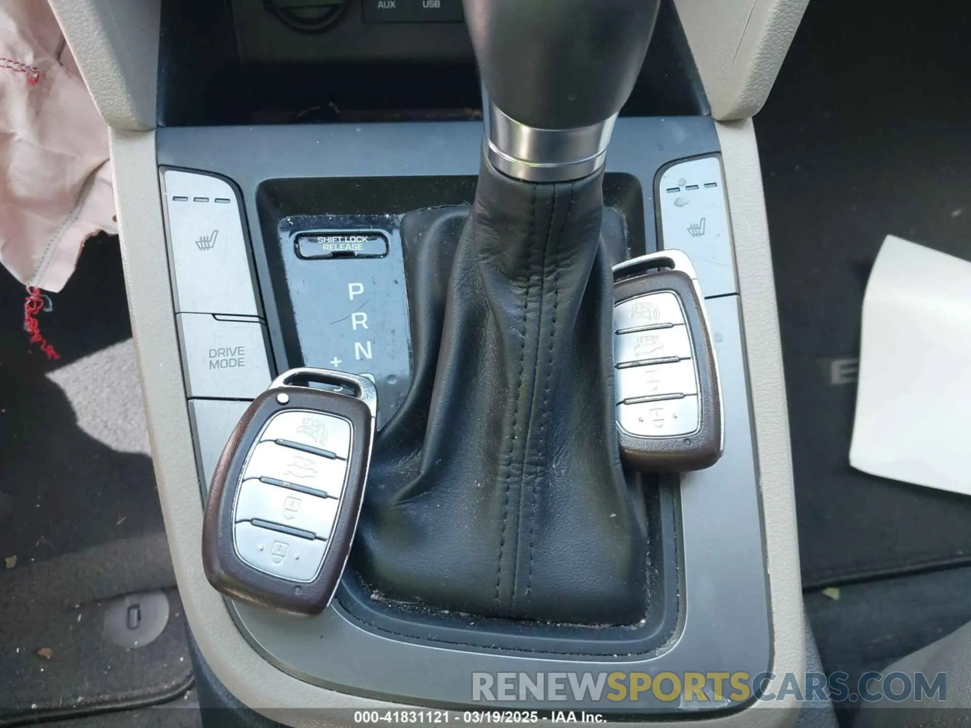 11 fotografías del automóvil dañado 5NPD84LF1LH603581 HYUNDAI ELANTRA 2020
