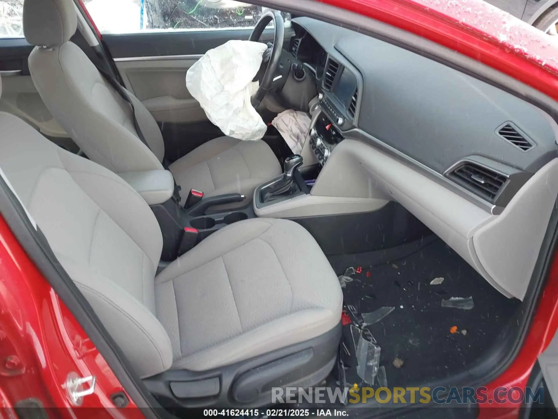 5 fotografías del automóvil dañado 5NPD84LF1LH606853 HYUNDAI ELANTRA 2020