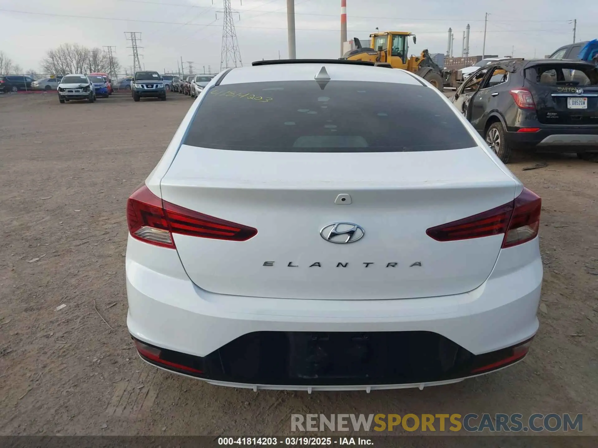 17 fotografías del automóvil dañado 5NPD84LF2LH601712 HYUNDAI ELANTRA 2020