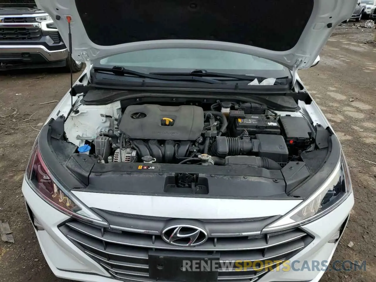 11 fotografías del automóvil dañado 5NPD84LF3LH503353 HYUNDAI ELANTRA 2020