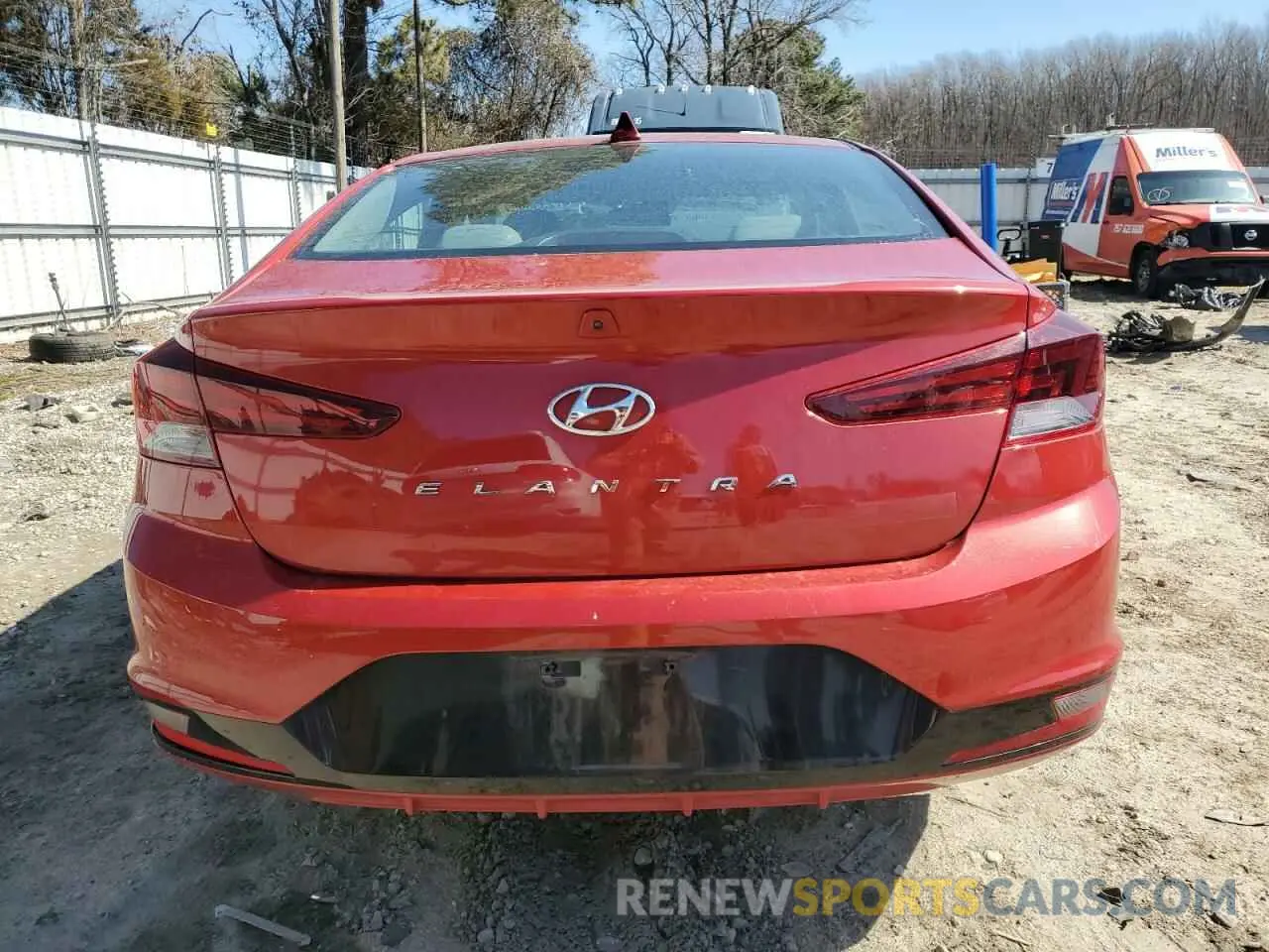 6 fotografías del automóvil dañado 5NPD84LF3LH535221 HYUNDAI ELANTRA 2020