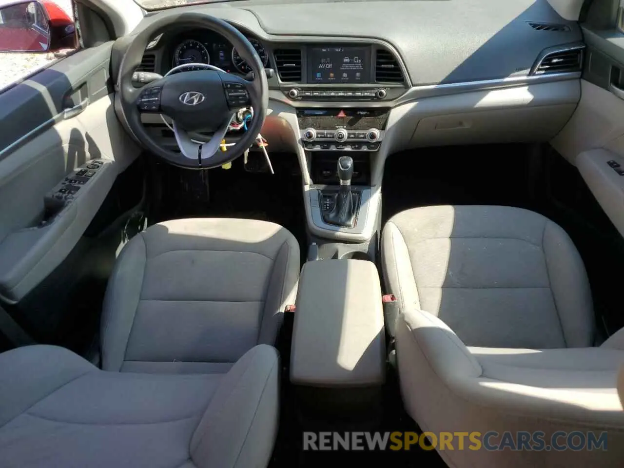 8 fotografías del automóvil dañado 5NPD84LF3LH535221 HYUNDAI ELANTRA 2020