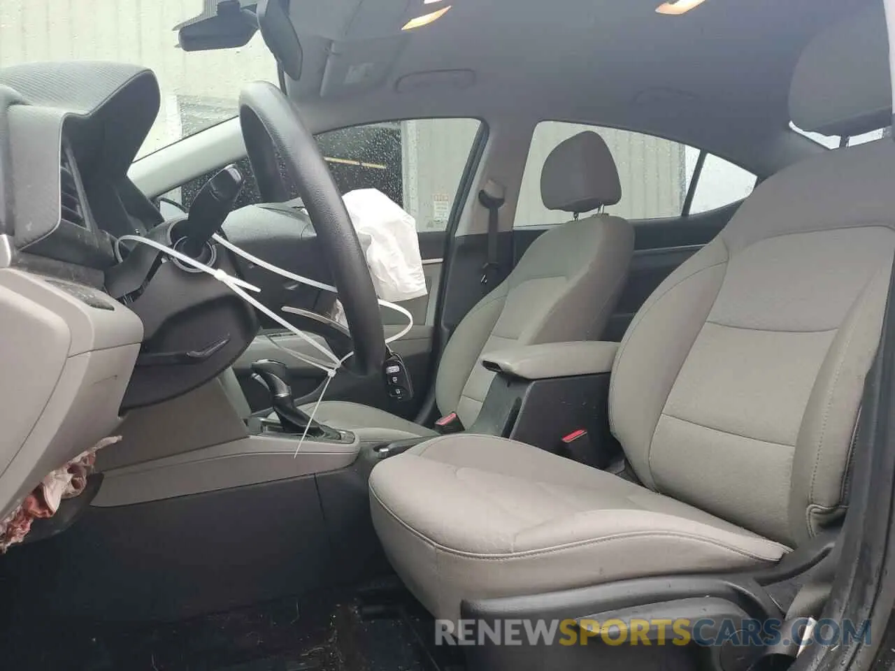 7 fotografías del automóvil dañado 5NPD84LF3LH549880 HYUNDAI ELANTRA 2020